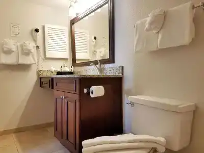 Parc Corniche Condominium Suites - 36