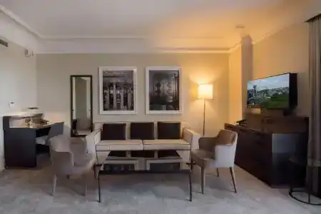 The Benson Portland, Curio Collection by Hilton - 96