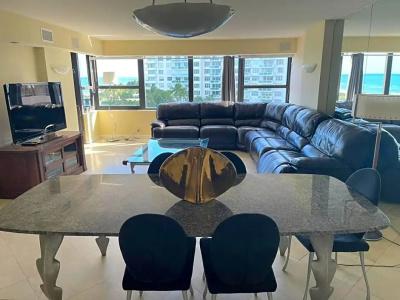 The Alexander All Suites - 610