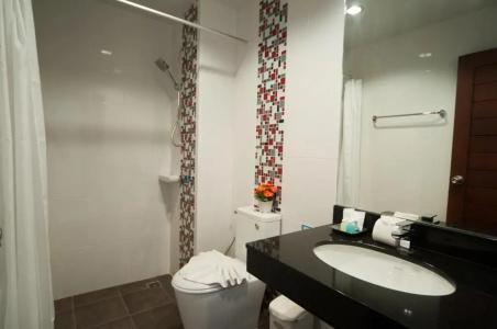 The Crystal Beach - 67