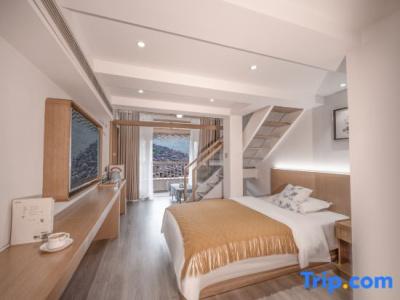 Capital Executive Apartment - 73