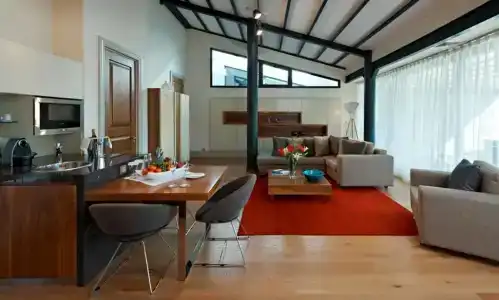 Tomtom Suites - 69