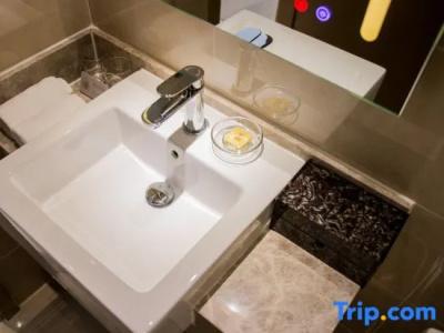 Yitel (Shanghai Jiading Qinghe Road) - 56