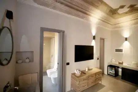 Casa Nostra Luxury Suites - 44