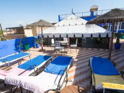 Riad Losra - 16