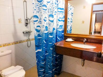 Seaview Sriracha - 7