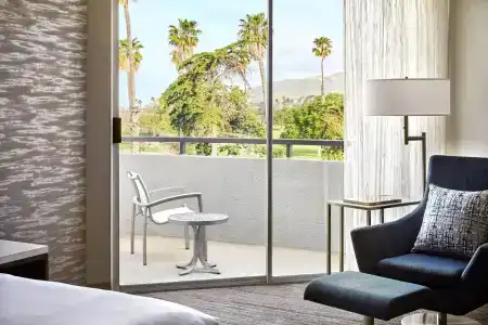 Ventura Beach Marriott - 15