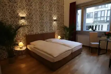 Stern - 68