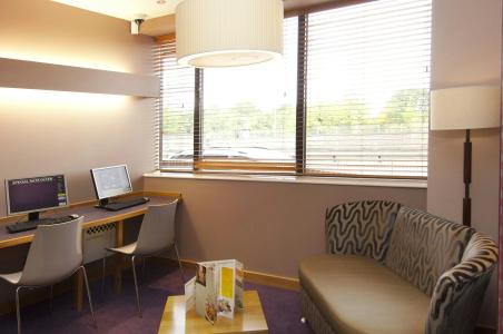 Premier Inn Hanger Lane - 18