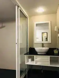 Paragon Inn - 49