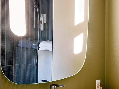 ibis Paris Canal Saint Martin - 41