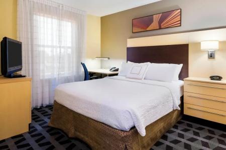 TownePlace Suites - 33