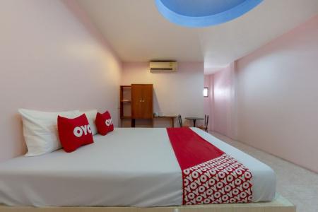 Oyo 1070 Paradise Resort - 20