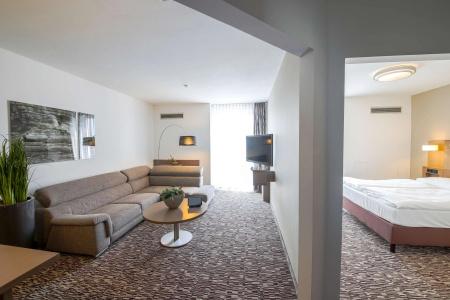 Park Inn by Radisson Göttingen - 4