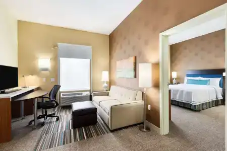Home2 Suites By Hilton West - 2