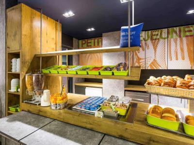 ibis budget Bordeaux Centre - Gare Saint Jean - 10