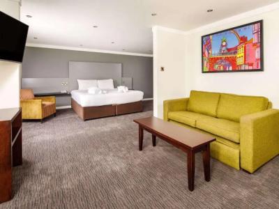 Mercure Abbots Well - 105
