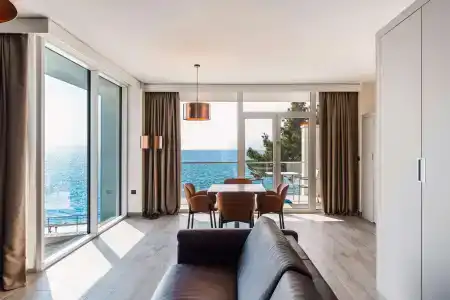 Hilton Rijeka Costabella Beach Resort And Spa - 2