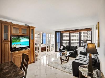 The Alexander All Suites - 122