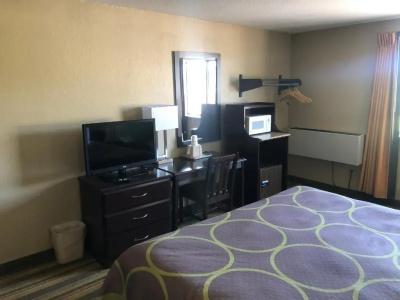 Super 8 by Wyndham/Wanamaker RD/I-70 - 22