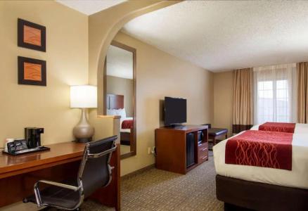 Comfort Inn Santa Fe - 59
