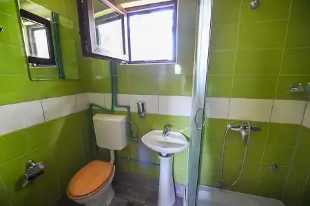 San Art Floating Hostel & - 17