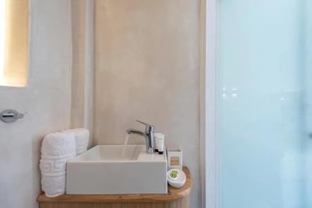 Alafropetra Luxury Suites - 101
