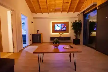 Sandal Otel - 126