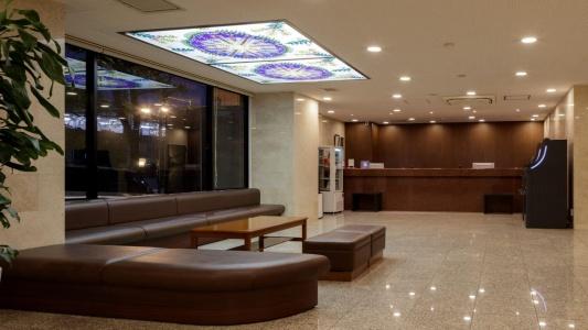 Center Narita1 - 13