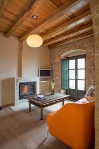 Moni Emvasis Luxury Suites - 46