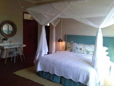 Acacia Farm - 6