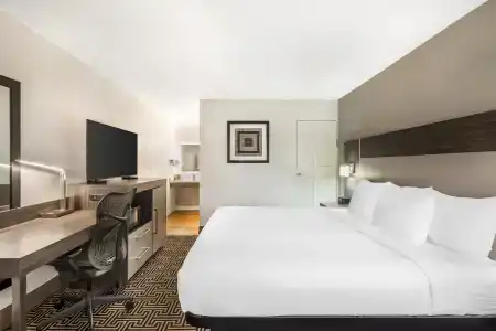 Best Western Central Inn - 46
