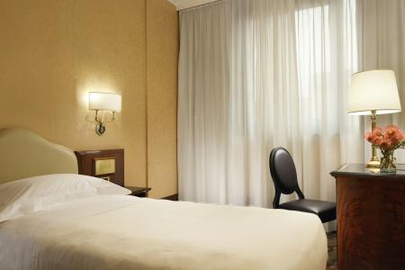 Unahotels Scandinavia Milano - 6