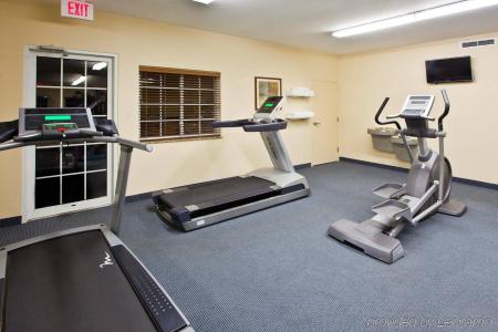 Candlewood Suites, an IHG - 23
