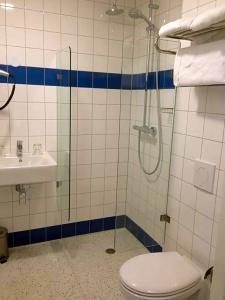 Corner House - 21