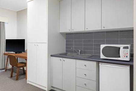 Adina Apartment Barrack Plaza - 180