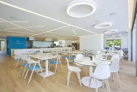 Triton Boutique - 15