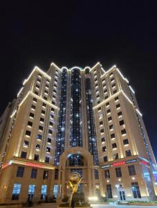 Айни - 0