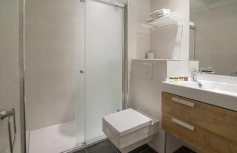 Hôtel Carré Vieux Port - 72