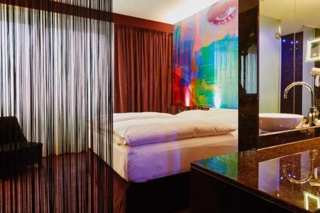 Savoy - 36