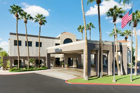 Hilton Phoenix Airport - 0