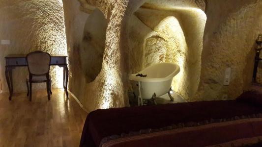 Golden Cave Suites - 20