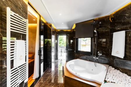 La Suite Boutique - 136