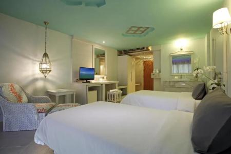 The Verandah - Sha Extra Plus - 50