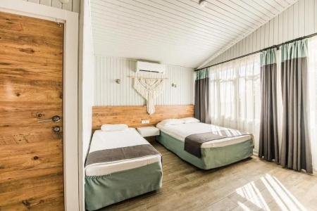 Leda Beach - 36