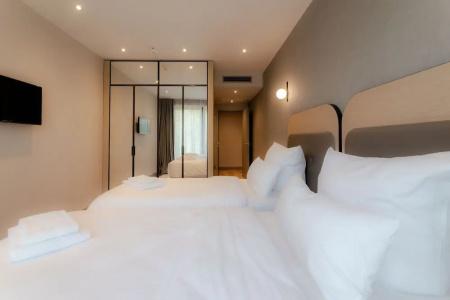 Fourty Three Luxury Serviced - 120