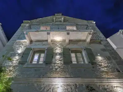 Fiscardonna Luxury Suites - 1
