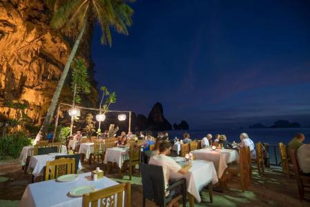 Tonsai Bay - 43
