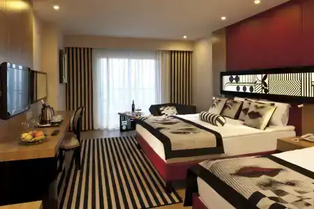 Delphin Imperial Lara - 2