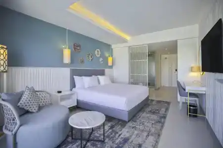 Hilton Skanes Beach - 2